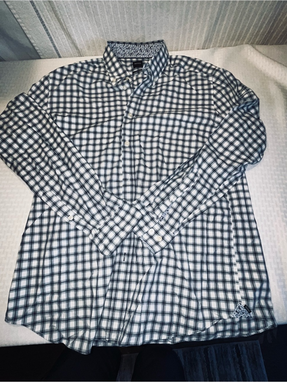 HUGO BOSS Men’s XL Regular Fit Plaid Button Down Shirt Long Sleeve